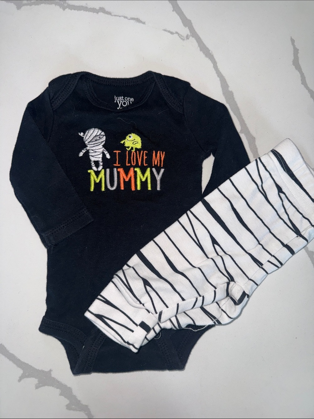 Carter's Black 'I Love My Mummy' Halloween Baby Matching Set